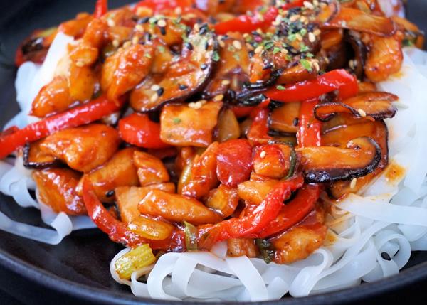 Gochujang Chicken Stir Fry | Recipe | Cuisine Fiend